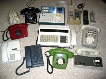 tel_small_1.jpg (20621 Byte)