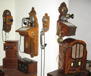 telefon_small_1.jpg (16542 Byte)