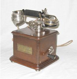 telefon_small_3_3.jpg (9869 Byte)